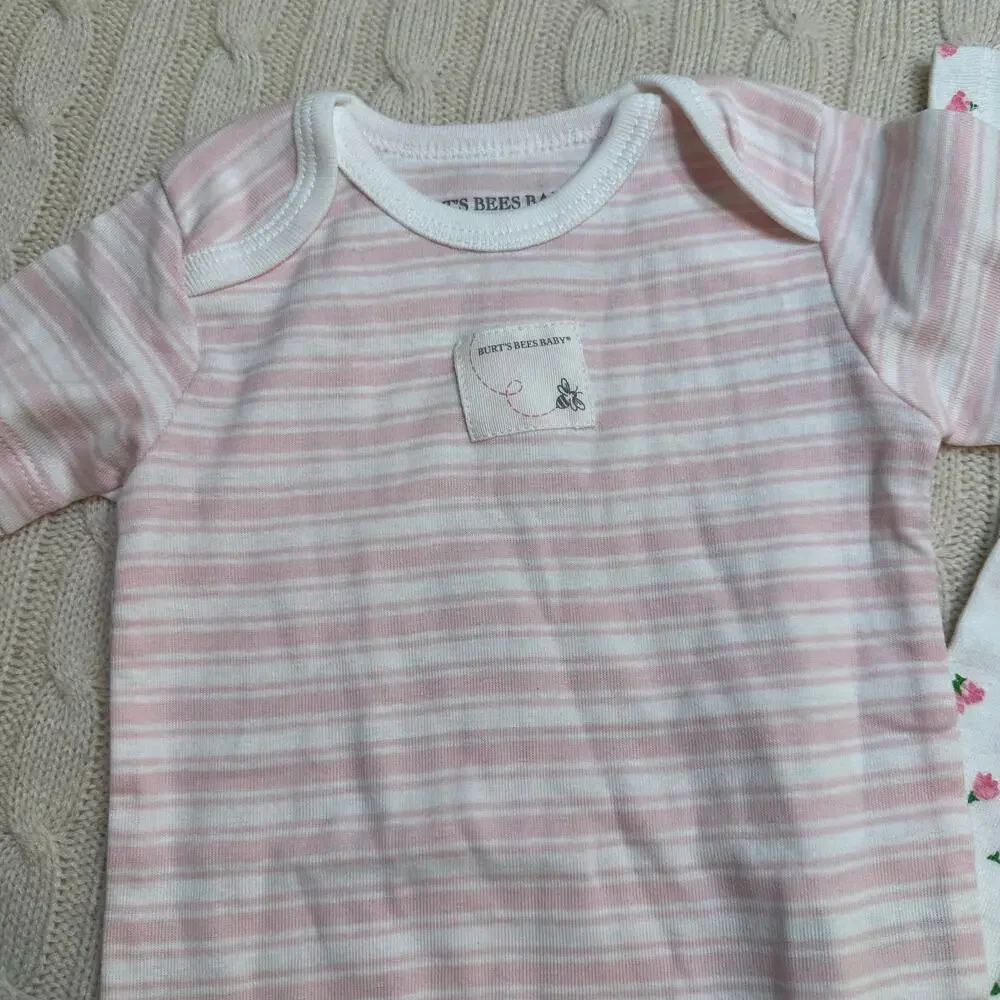 Bundle of Burt's Bees Baby Onesies sz 6-9m Organic Cotton Onesies